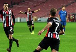 Samsunspor - Tuzlaspor maç sonucu: 2 - 0