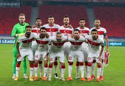 Macaristan - Türkiye maçı sonrası eleştiri! ''Kendi takımlarında fark yaratıyorlar milli takıma gelince...''