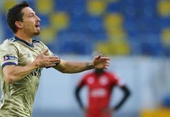 Mert Hakan Yandaş'ta Selçuk İnan detayı!