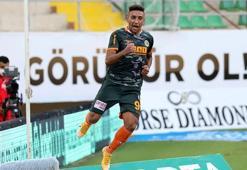 Alanyaspor Brezilyalı futbolcu Davidson beğeni topluyor