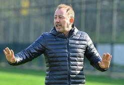 Beşiktaş'ta savunmayı koronavirüs vurdu!