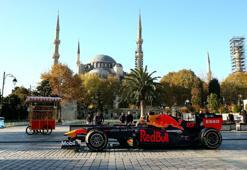 Bakan Kasapoğlu'dan heyecanlandıran Formula 1 paylaşımı!