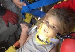 Ayda bebek mucizesi! İzmir'deki depremden 91 saat sonra kurtarıldı!
