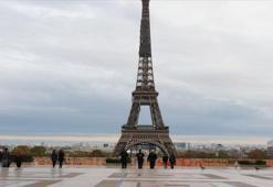 Paris ve çevresinde tam gün sokağa çıkma yasağından vazgeçildi