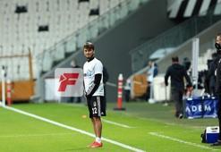 Eli belinde ısınan Adem Ljajic, Beşiktaş taraftarını çıldırttı! İşte o görüntü...