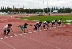Cumhuriyet kupası atletizm yarışları yapıldı