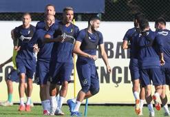 Fenerbahçe paramparça! Takım 5 gruba bölündü!