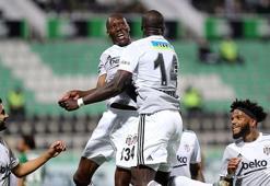 Beşiktaş'ın yaşlanmayan dinamosu Atiba Hutchinson!