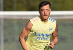 Mesut Özil'den çocuklar için okullara ücretsiz yemek yardımı