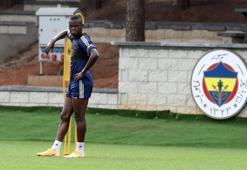 Fenerbahçe'de derbi öncesi son dakika! Mbwana Samatta iki idmanla kadroda