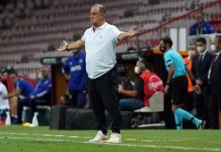 Galatasaray-Fenerbahçe derbisinde Fatih Terim küplere bindi