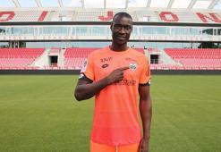 Rennes, Alfred Gomis'i kadrosuna katıyor