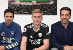 Arsenal, kaleci Alex Runarsson'u transfer etti