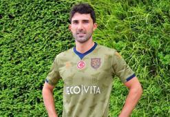 Başakşehir'den anlamlı forma tasarımı!