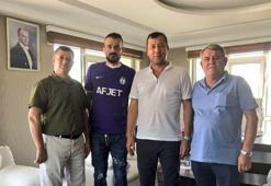 Yaser Yıldız Afyonspor'dan ayrıldı