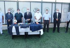 İlkay Gündoğan'dan Dursunbey Belediyespor altyapısın destek