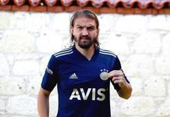 Caner Erkin: İnşallah ligde de şampiyon oluruz