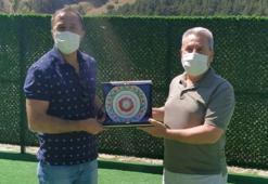 TJF Başkanı Sezer Huysuz olimpik milli sporcuların kampını ziyaret etti