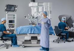 Üroloji Uzmanı Doç. Dr. Mustafa Kıraç cevaplıyor; Prostat kanserinin tedavisinde robot kullanımının avantajları nelerdir?