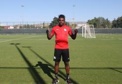 Erzurumspor'da yeni transfer Petrus Boumal, takımdan ayrı çalıştı