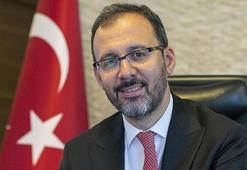 Bakan Kasapoğlu'ndan şampiyon genç voleybolculara tebrik