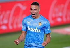 Leeds United, Rodrigo'yu transfer etti