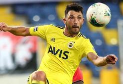 Hannover Tolgay Arslan transferi için masaya oturuyor