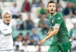 Bursaspor'da Anıl Karaer'in sözleşmesi feshedildi