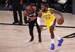 LeBron James'in triple double performansı Lakers'a yetmedi