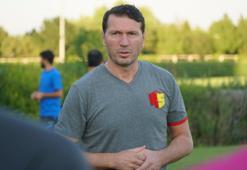 Kayserispor'da Bayram Bektaş teknik ekibini belirledi