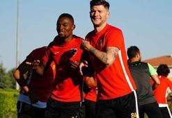 Galatasaray için transferde varsa yoksa orta saha! Mensah, Jakub Moder...