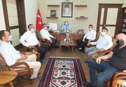 Bandırmaspor'da yeni yönetim protokol ziyaretlerini gerçekleştirdi