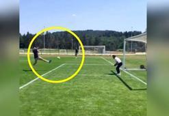 Melih Mahmutoğlu ve Jan Vesely'den futbol dersi!