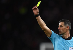 UEFA'dan sarı kart yönetmeliğinde değişiklik