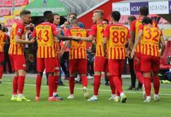 Kayserispor'da 12 futbolcunun sözleşmesi bitti