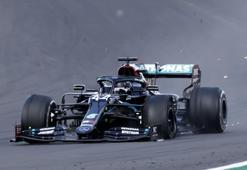 Lewis Hamilton patlak lastikle kazandı