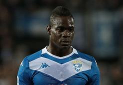 Son dakika - Beşiktaş transfer haberleri! İki transfer açıklanacak ve Balotelli...