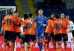 Başakşehir'de Mert Günok'tan transfer açıklaması!