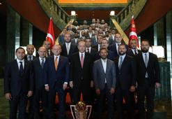 Cumhurbaşkanı Erdoğan, şampiyon Başakşehir'i kabul etti