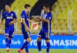 Fenerbahçe ve Türk futbolundan Emre Belözoğlu geçti! Ömer Faruk Beyaz...