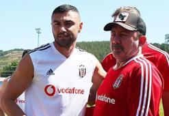 SON DAKİKA! Burak Yılmaz Beşiktaş'a veda etti! İşte ilk kareler