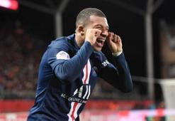 FIFA 2021'in kapağı Mbappe'ye emanet