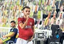 Emre Galatasaray'a Amade!