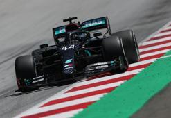 Avusturya'da Mercedes-AMG Petronas duble yaptı