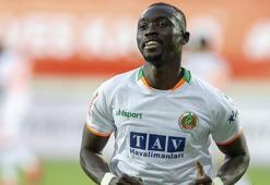 Son dakika transfer haberi: Beşiktaş-Papiss Cisse flörtünde flaş gelişme