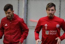 Rıza Çalımbay resmen açıkladı! İşte Mert Hakan Yandaş'ın yeni takımı...