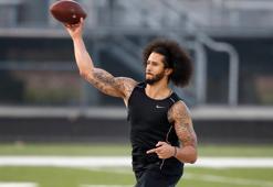 NFL'den ligden uzaklaştırılan Colin Kaepernick'e yeşil ışık