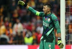 Galatasaray'da duvar yıkıldı!