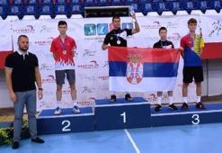 Badminton'da Balkanlardan 5 madalya