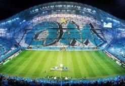 Olympique Marsilya'dan 5 genç futbolcuya profesyonel sözleşme